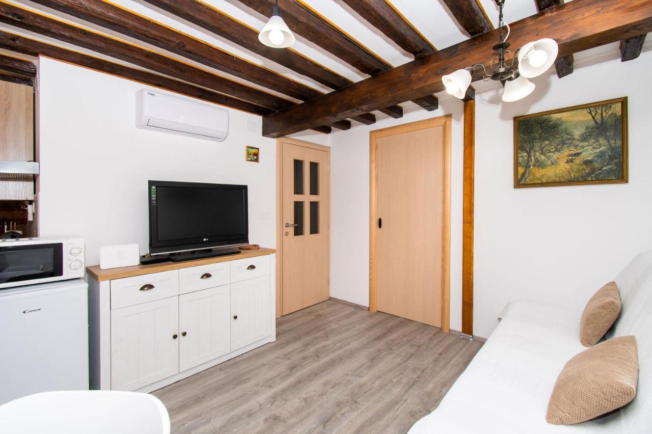 Apartment Rustika Skradin Exterior foto
